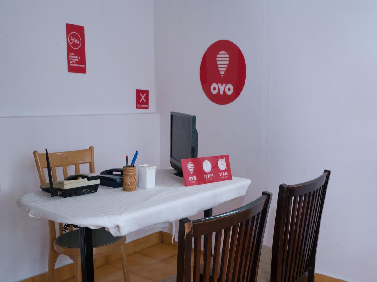 Oyo 10262 Hotel Munnar Rock Exterior photo